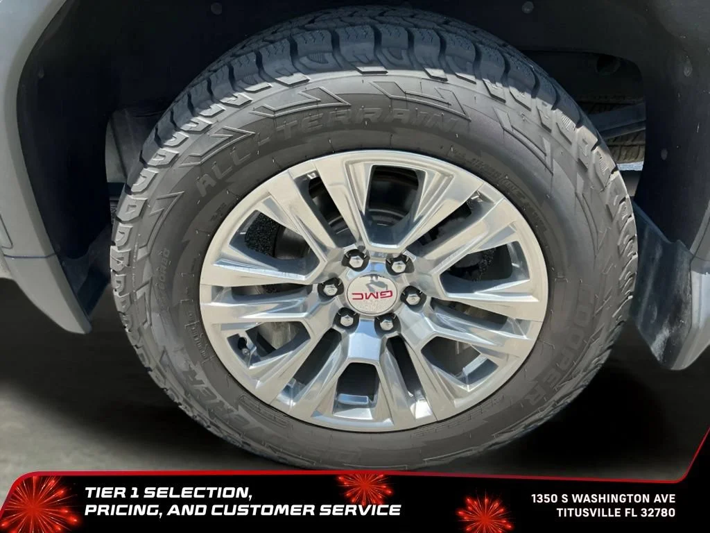 Used 2023 Onyx Black GMC Denali image 43