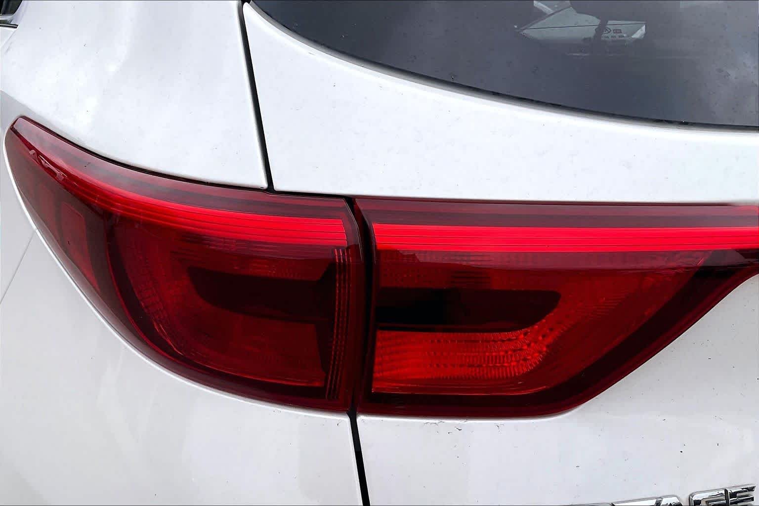 Used 2018 Snow White Pearl Kia EX image 28
