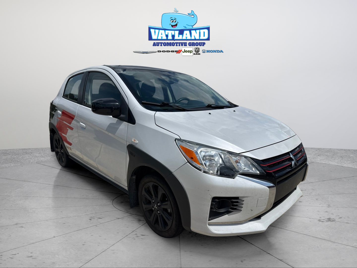 Used 2023  Mitsubishi Black Edition image 16