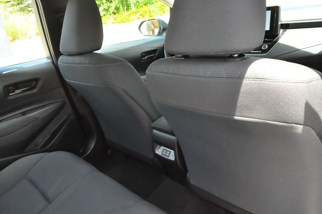 Used 2024  Toyota LE image 24