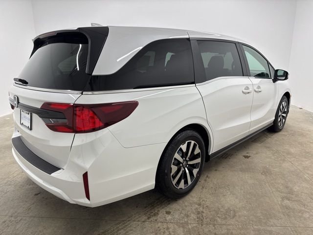 2026 Honda Odyssey EX-L - Photo 5