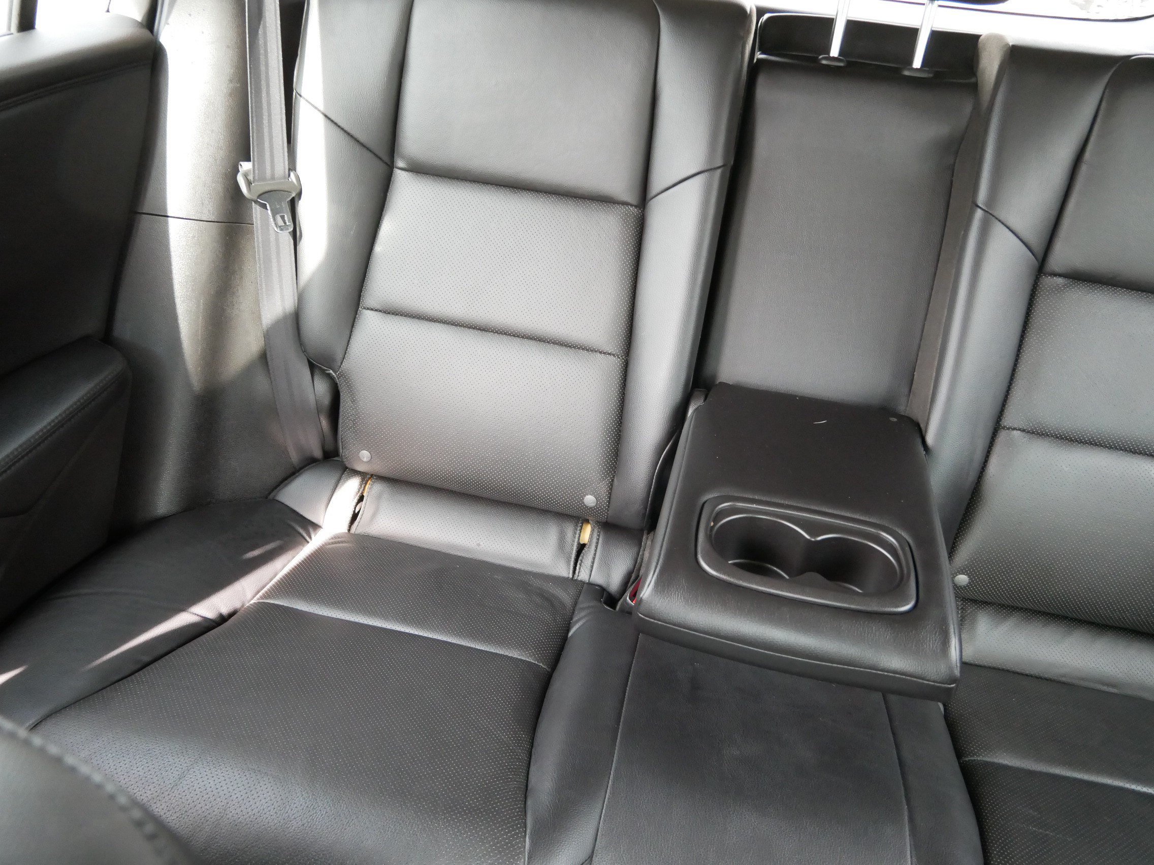 Used 2014 Crystal Black Pearl Acura Tech Pkg image 12