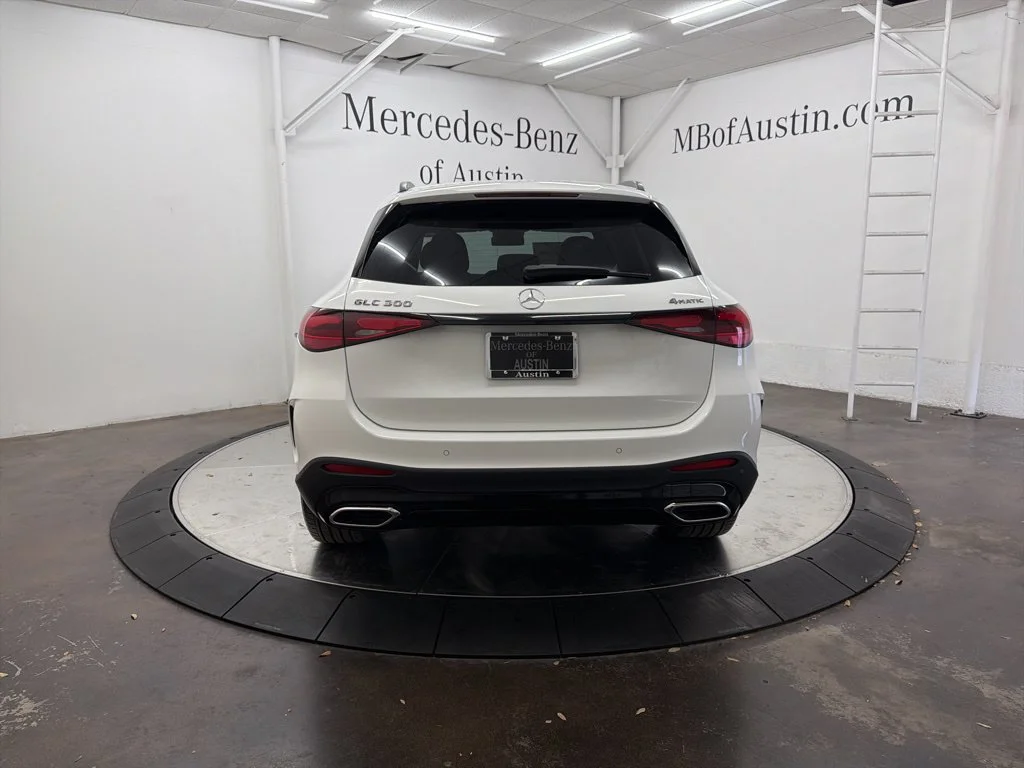 Used 2026 White Mercedes-Benz GLC 300 image 6