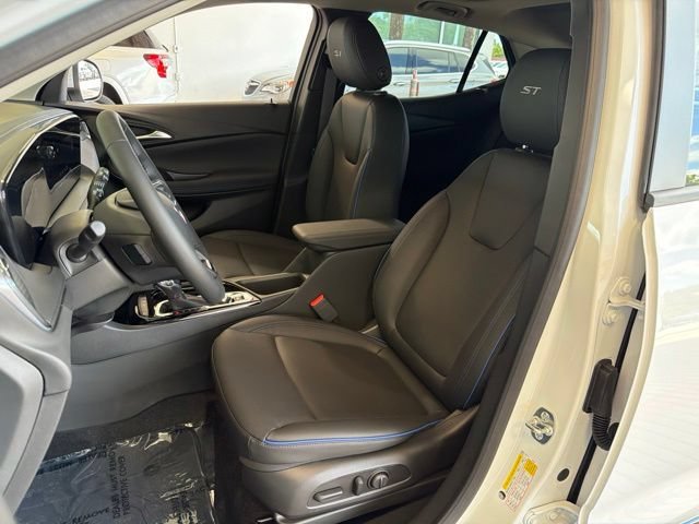2026 Buick Encore GX Sport Touring - Photo 14