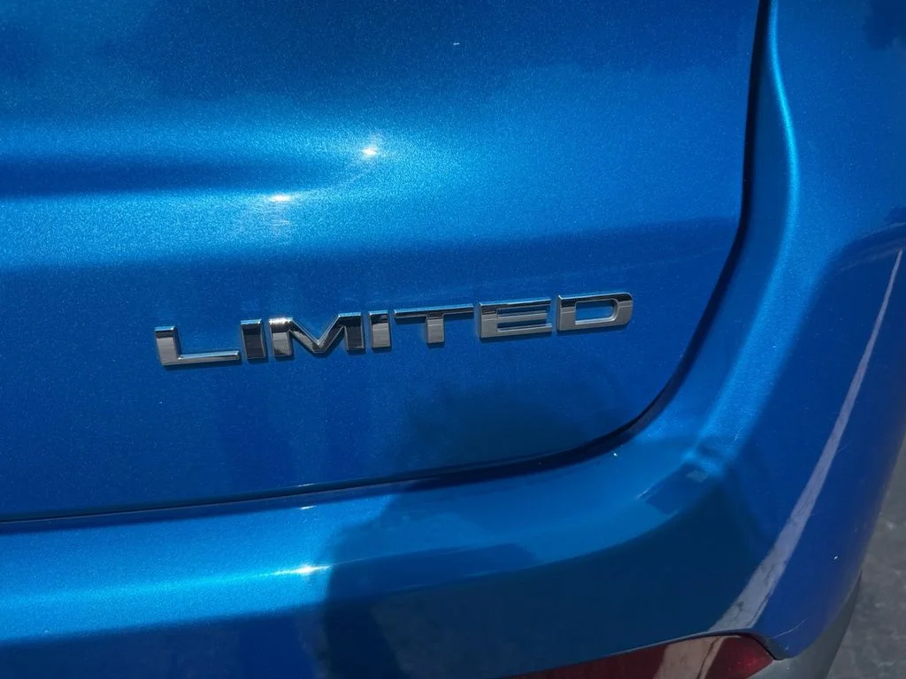 Used 2024 Blue Jeep Limited image 34
