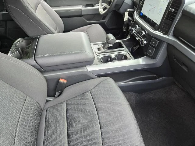 New 2026 Oxford White Ford XLT image 29