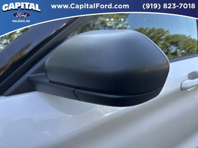 Used 2020 White Ford XLT image 12