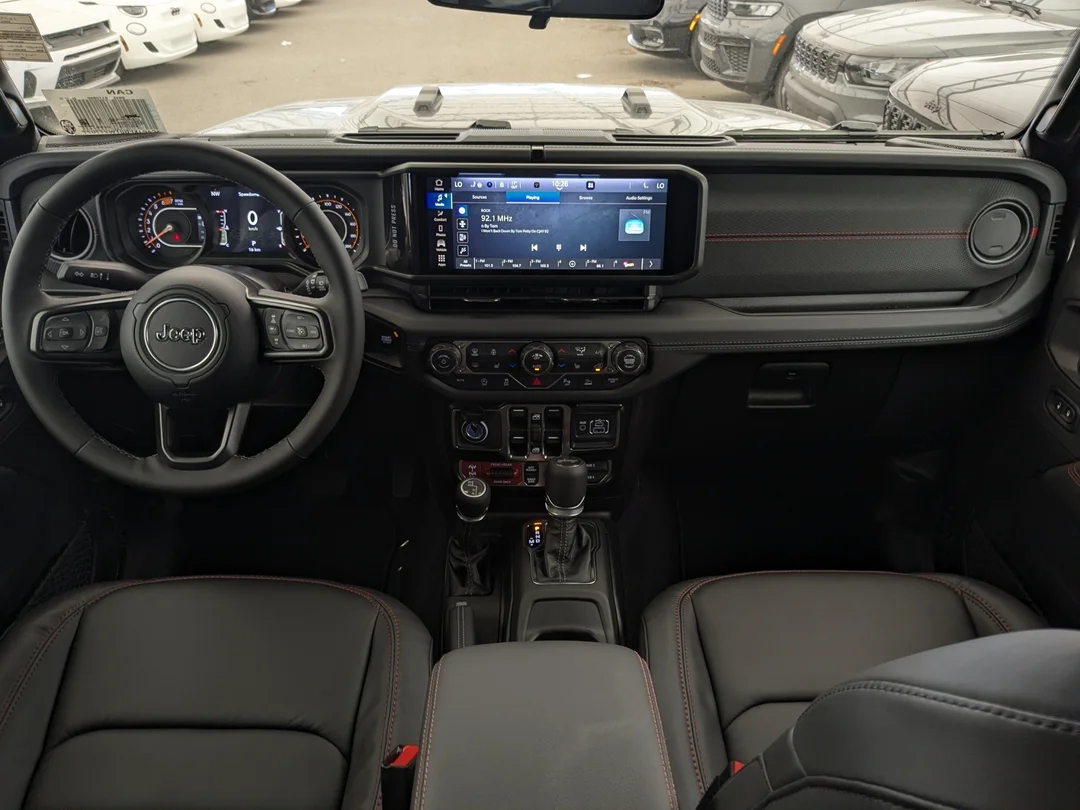 New 2026 Grey Jeep Rubicon - - 4x4 - Nappa Leather - Freedom Top Hardtop - 8- Speed Auto - Remote Start & More! image 24