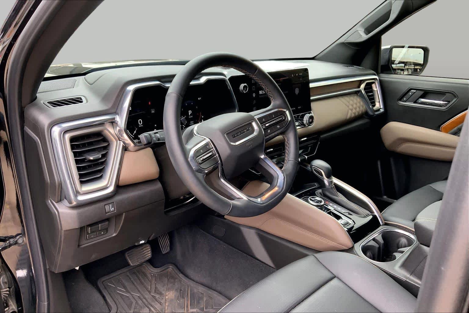 Used 2026 Onyx Black GMC 4WD Denali image 16