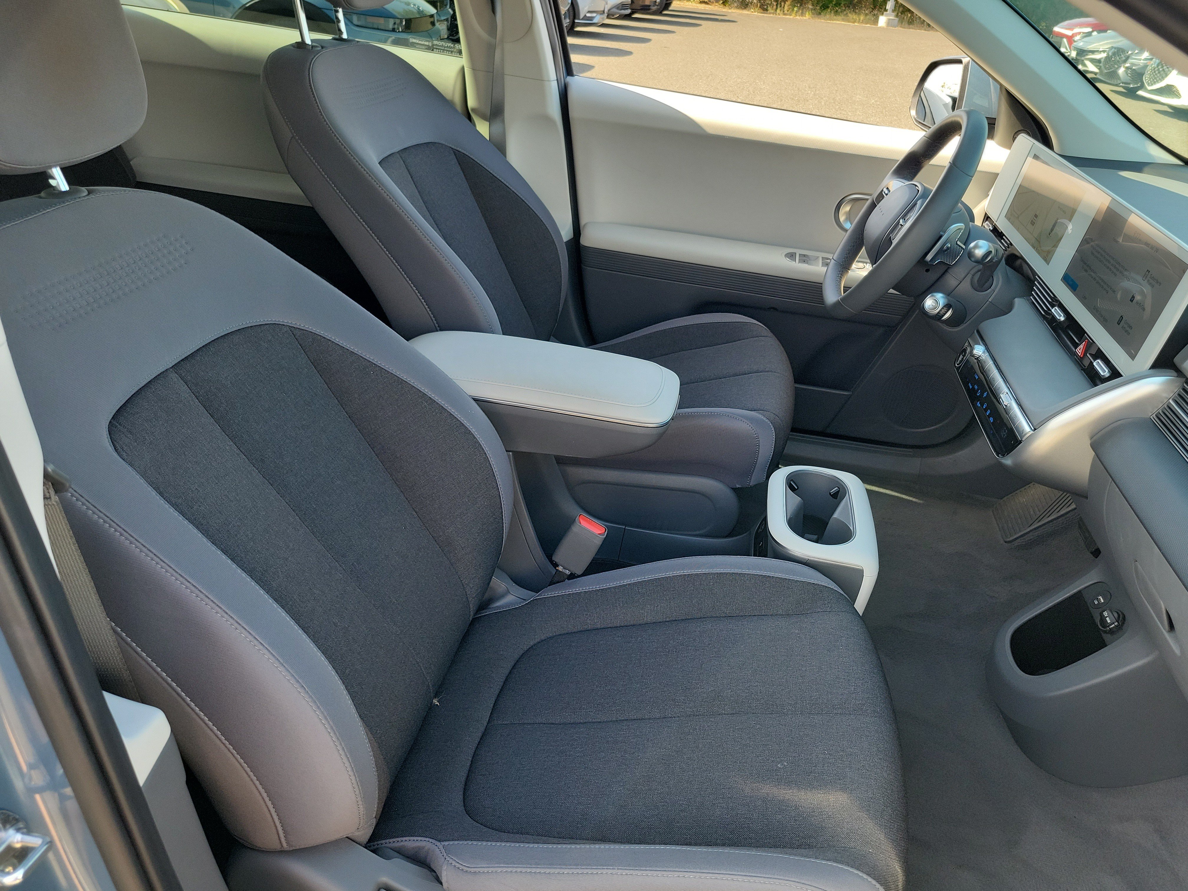 2024 Hyundai IONIQ 5 SEL - Photo 22