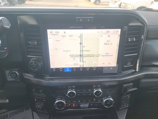 New 2027 Gray Metallic Ford Lariat image 18