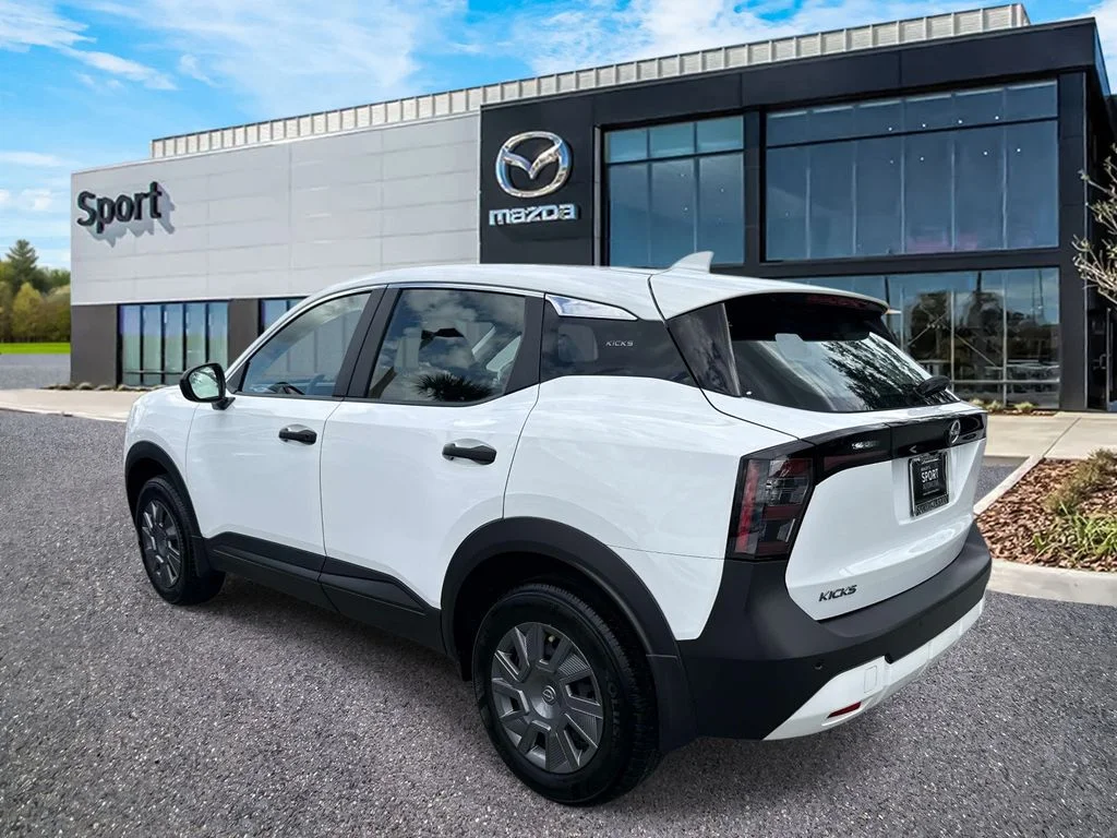 Used 2025 White Nissan S image 5