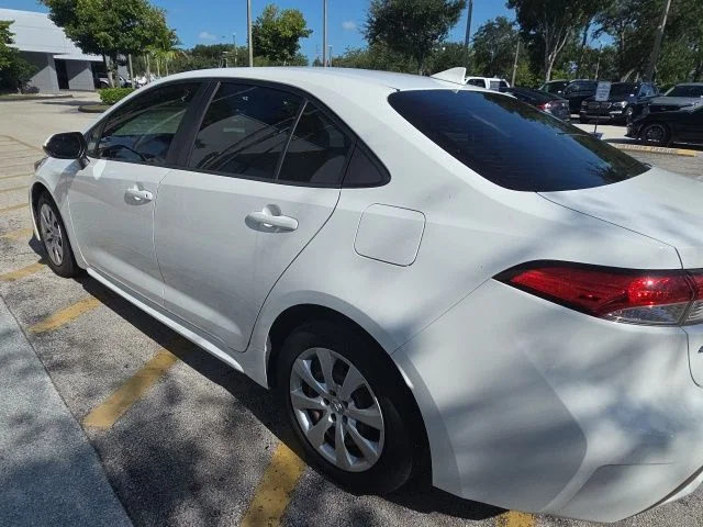 Used 2021 White Toyota LE image 5
