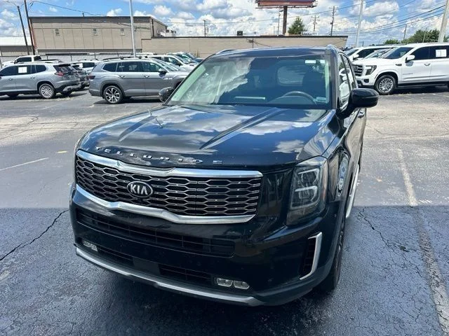 Used 2021 Black Kia SX image 3