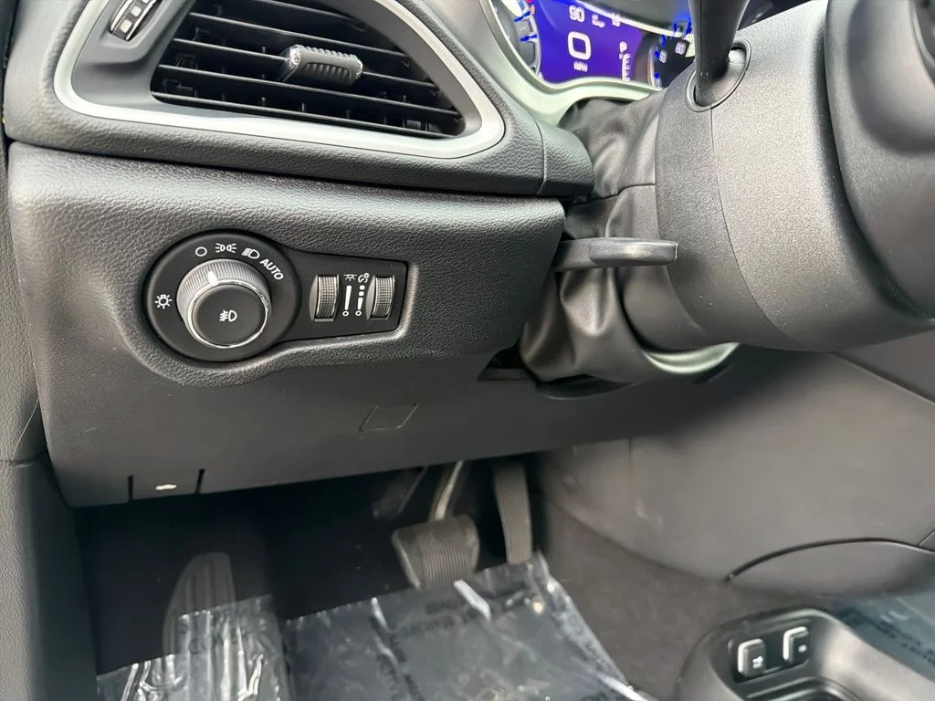 Used 2020 Black Chrysler Touring L Plus image 17
