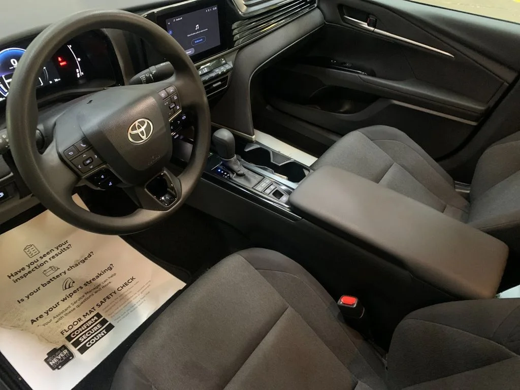 Used 2026  Toyota LE image 11