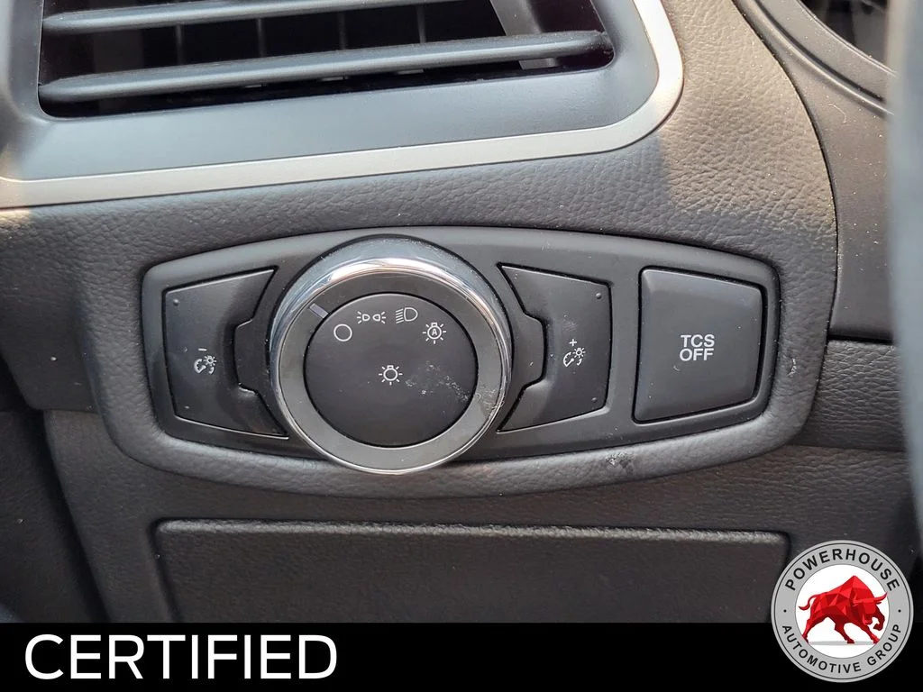 Used 2024 Blue Ford SEL image 26