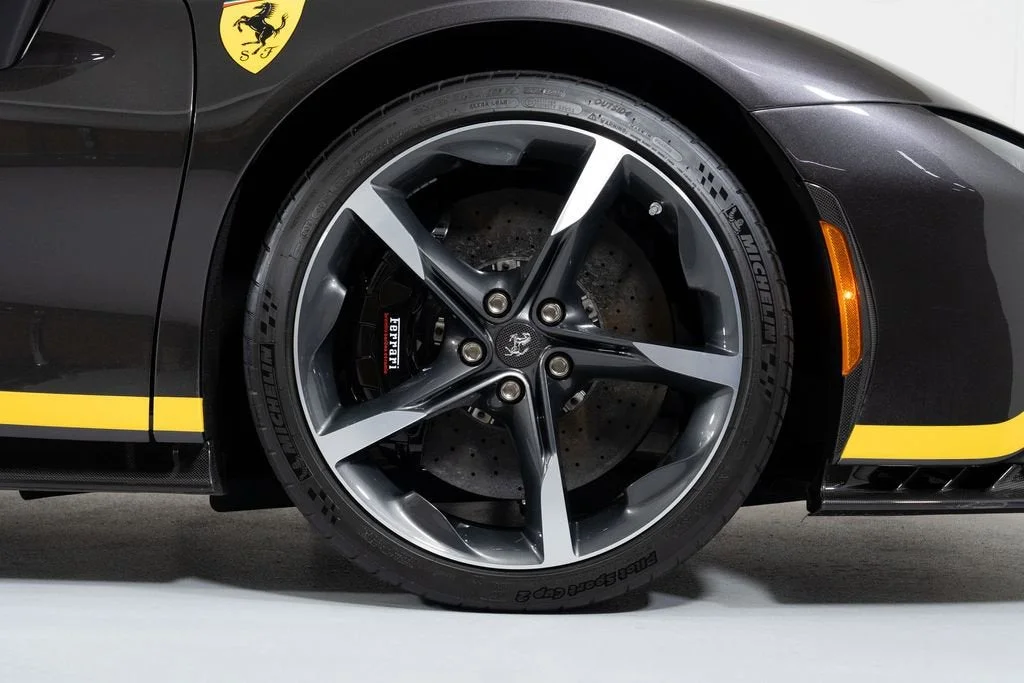 Used 2022 Extra Sample Ferrari Base image 22