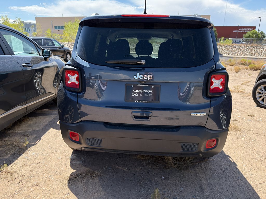 Used 2020 Slate Blue Pearlcoat Jeep Latitude image 5