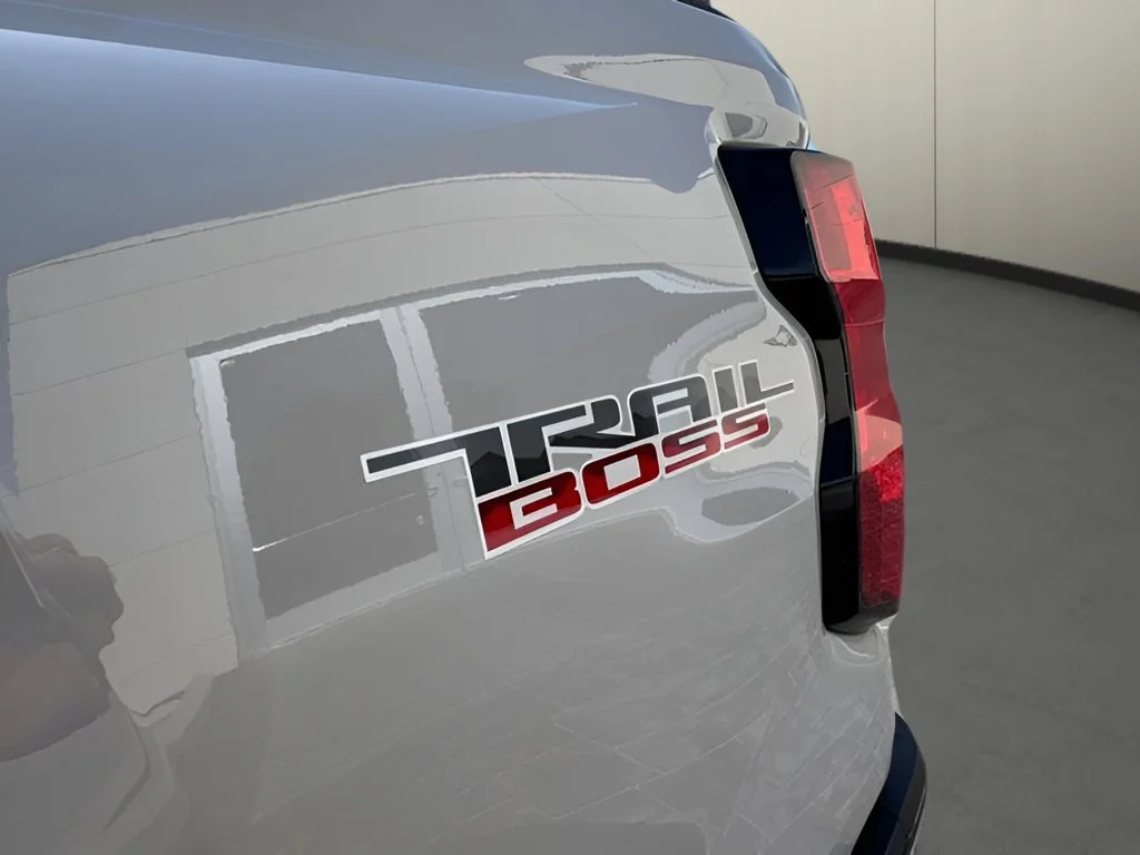 New 2026 White Sands Chevrolet Trail Boss image 29