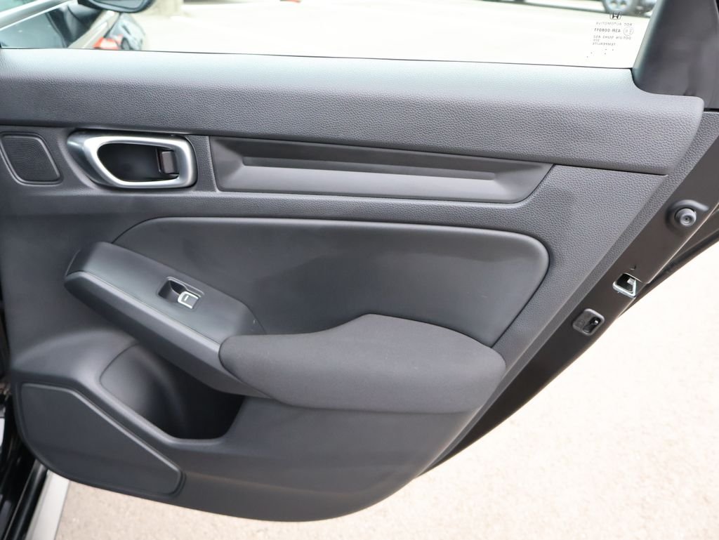 Used 2024  Honda Sport image 14