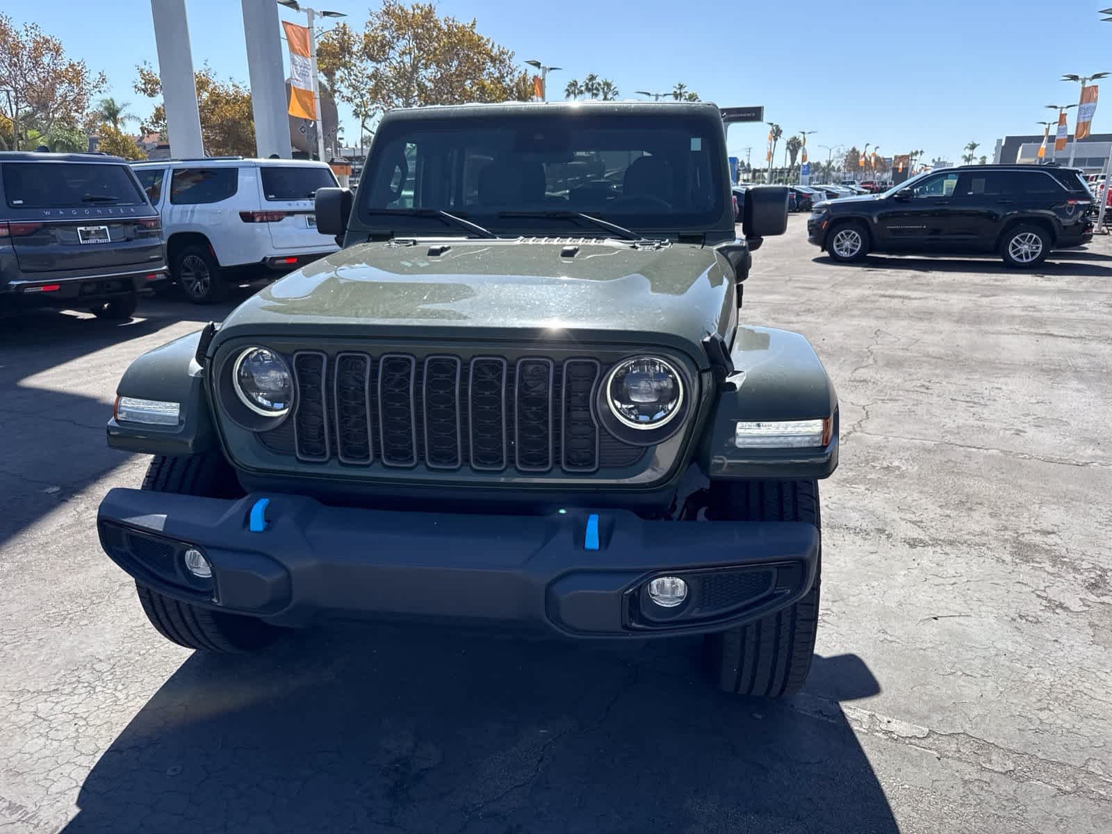 Used 2024 Sarge Green Clearcoat Jeep Sport S image 2