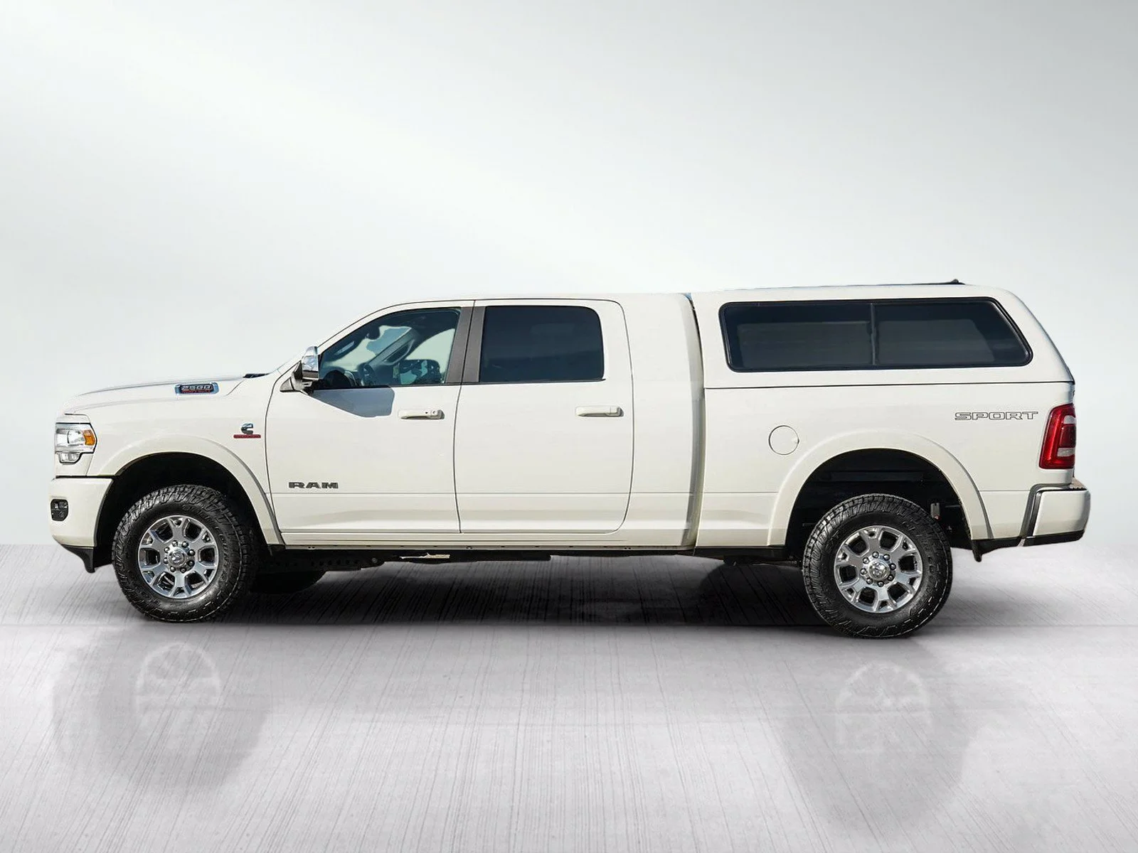 Used 2019 RAM Ram 2500 Pickup Laramie with VIN 3C6UR5NL6KG717225 for sale in Hopkins, Minnesota
