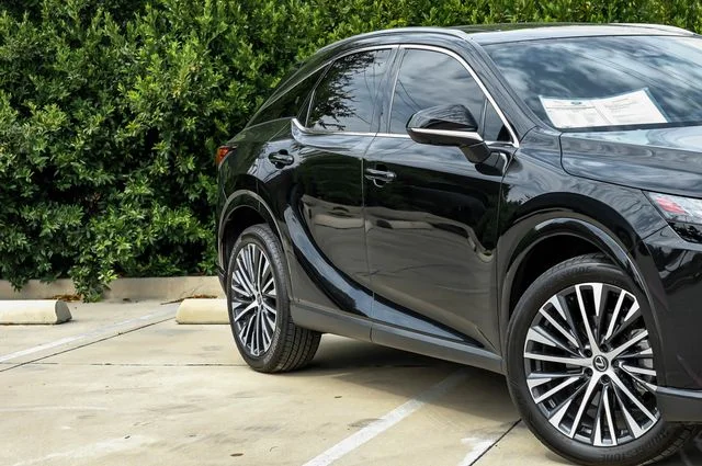 Used 2025 Black Lexus 350 Premium Plus image 8