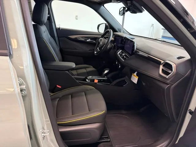 New 2026 Cacti Green Chevrolet ACTIV image 23