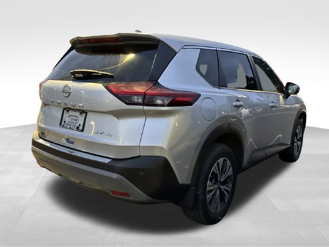Certified Used 2023 Silver Nissan SV image 4