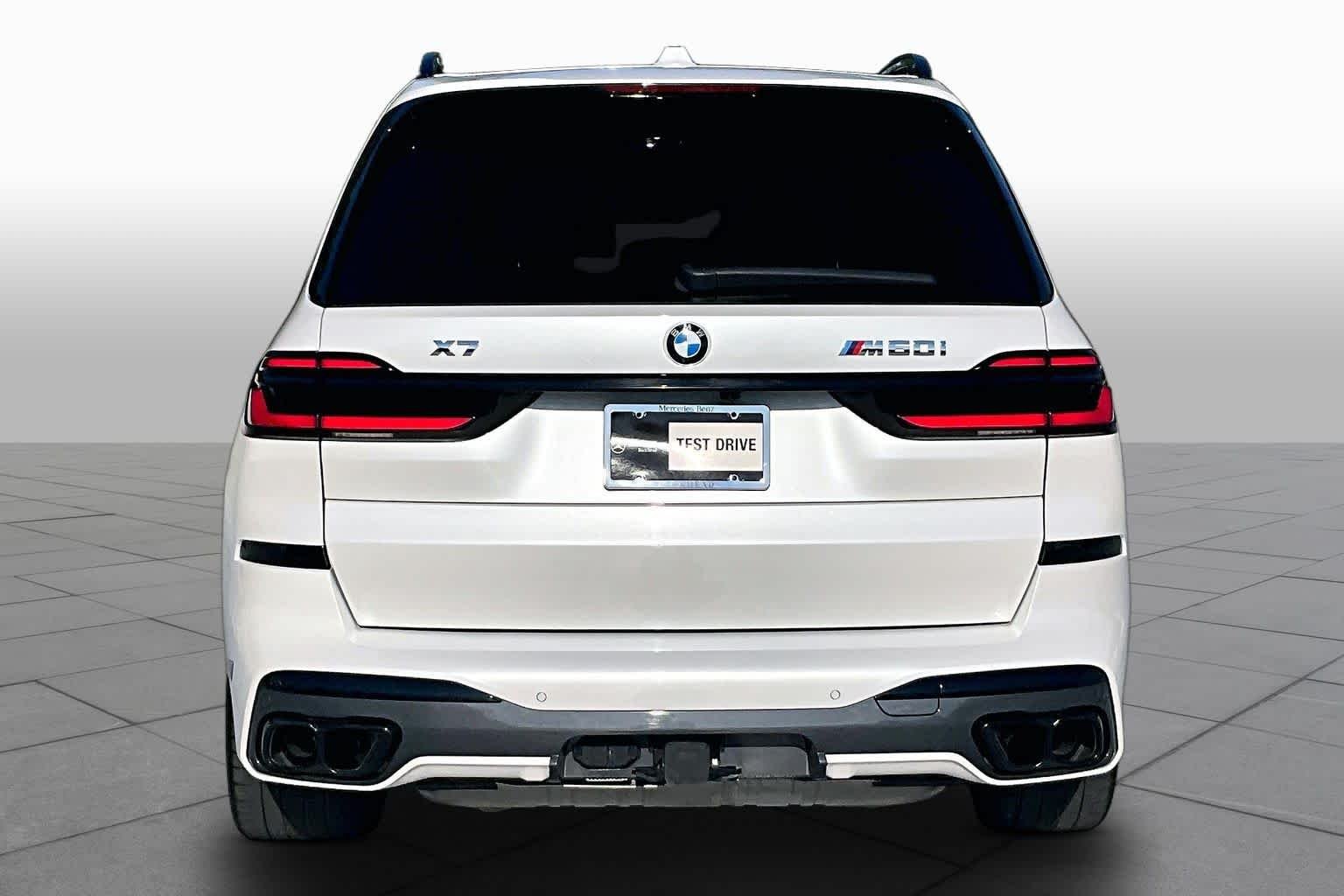 Used 2025 Mineral White Metallic BMW M60i image 5