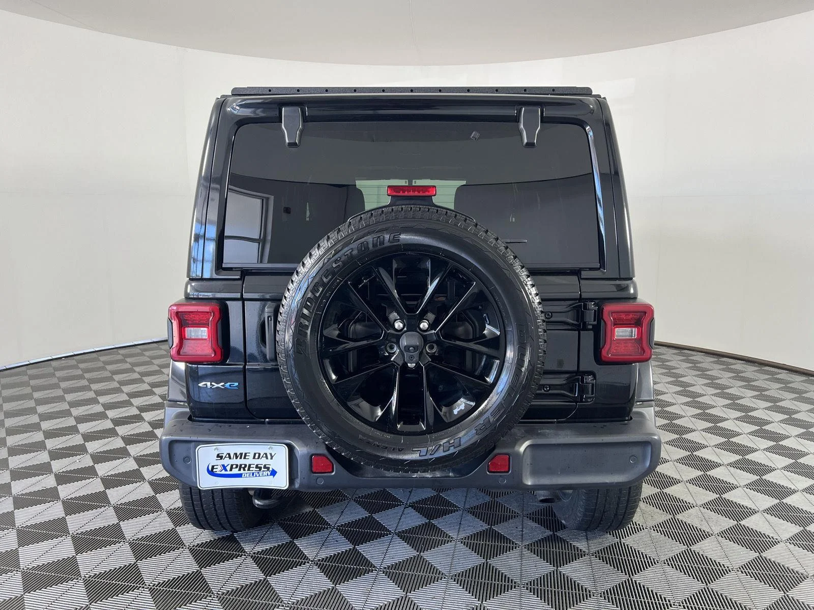 Used 2021 Black Clearcoat Jeep Unlimited Sahara 4xe image 28