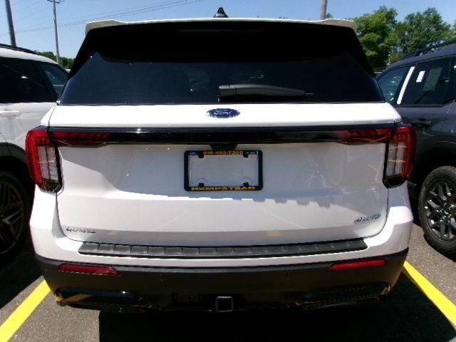 Used 2026 White Metallic Ford ST-Line image 6