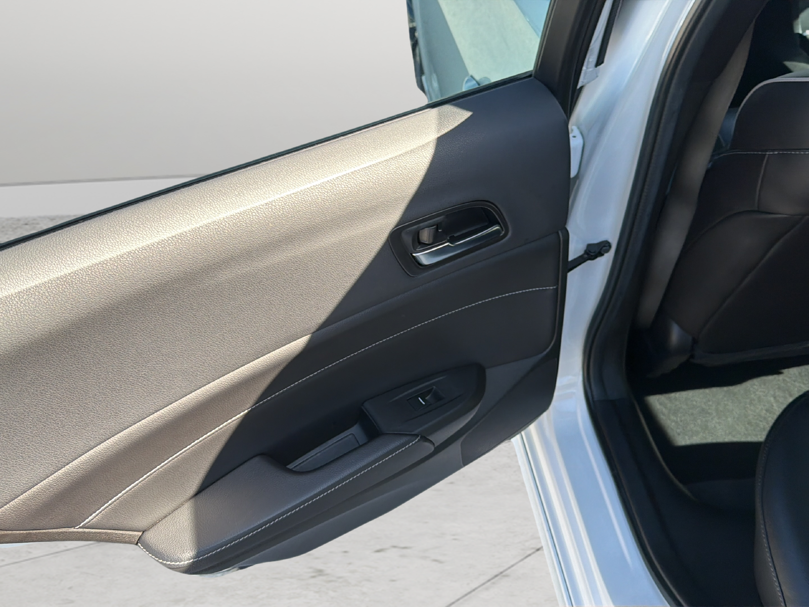 Used 2020 Platinum White Pearl Acura Premium and A-SPEC Packages image 40