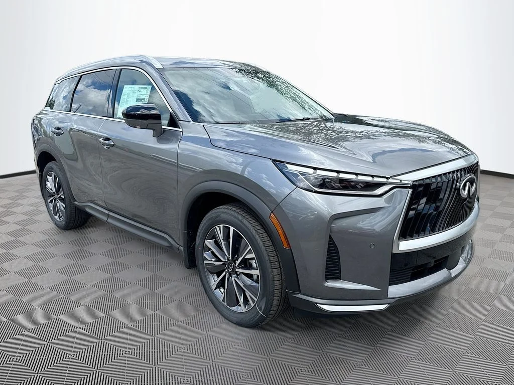 New 2027 GRAPHITE SHADOW INFINITI Luxe FWD image 3