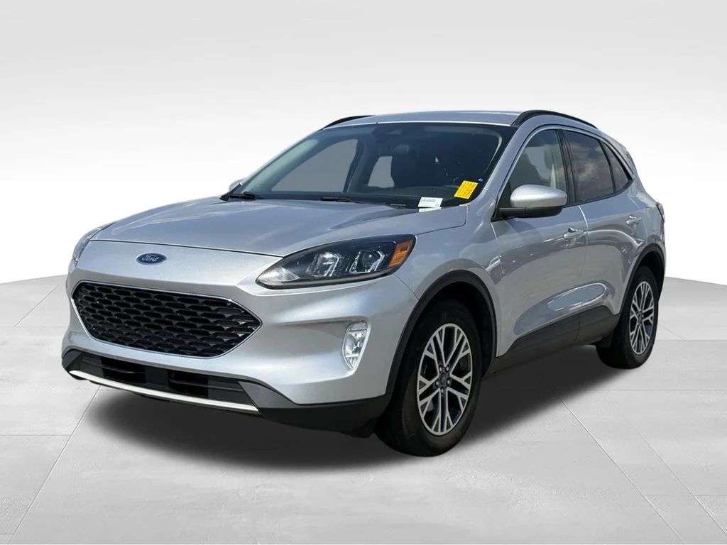 Used 2020 Silver Ford SEL image 1
