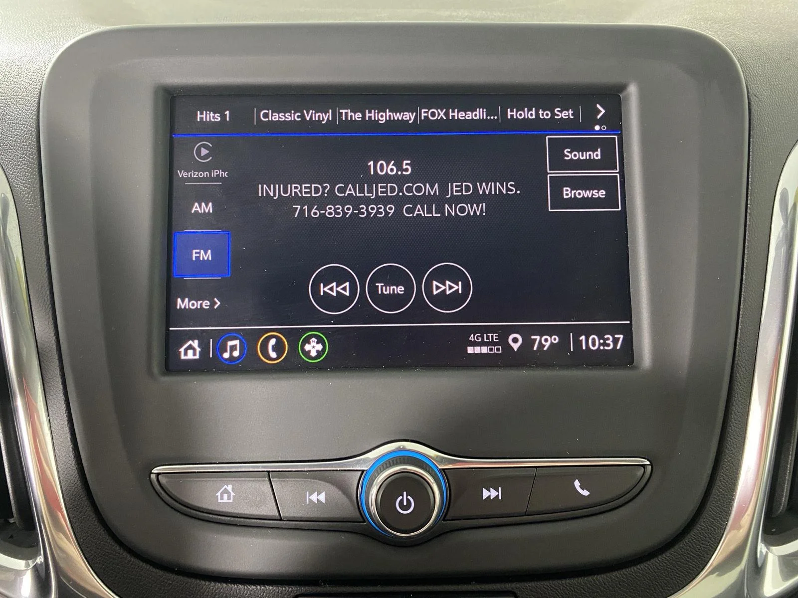 Used 2024 Lakeshore Blue Metallic Chevrolet LT image 19