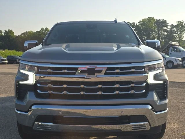 Used 2026 Gray Chevrolet LTZ image 8