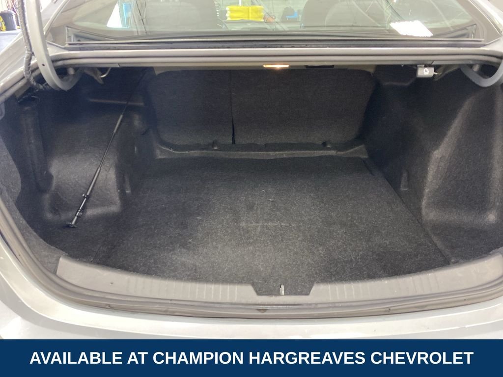 Used 2024 Sterling Gray Metallic Chevrolet LT image 34