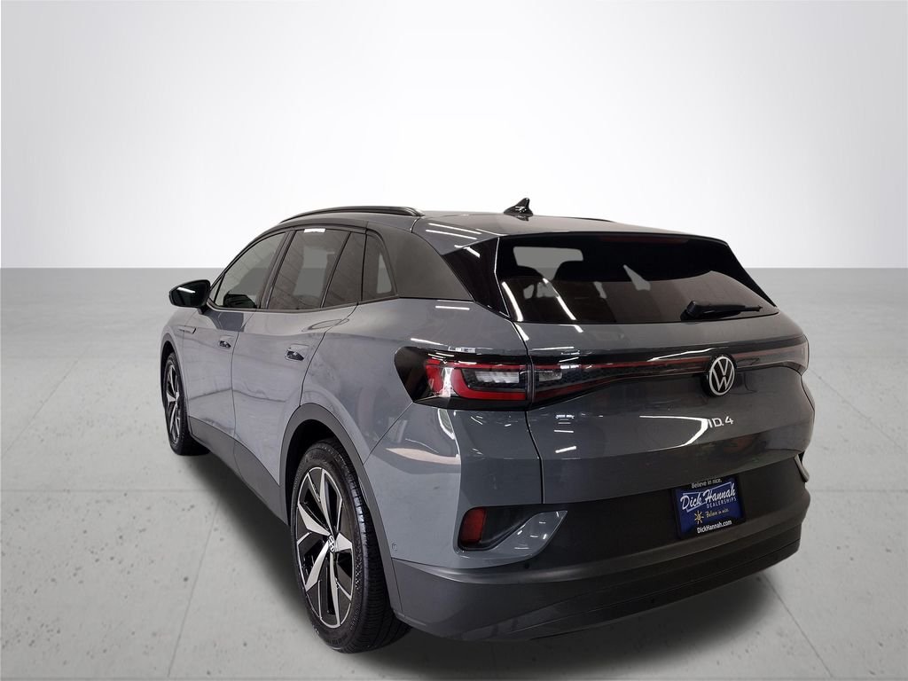 Used 2023 Black Volkswagen Pro S image 11