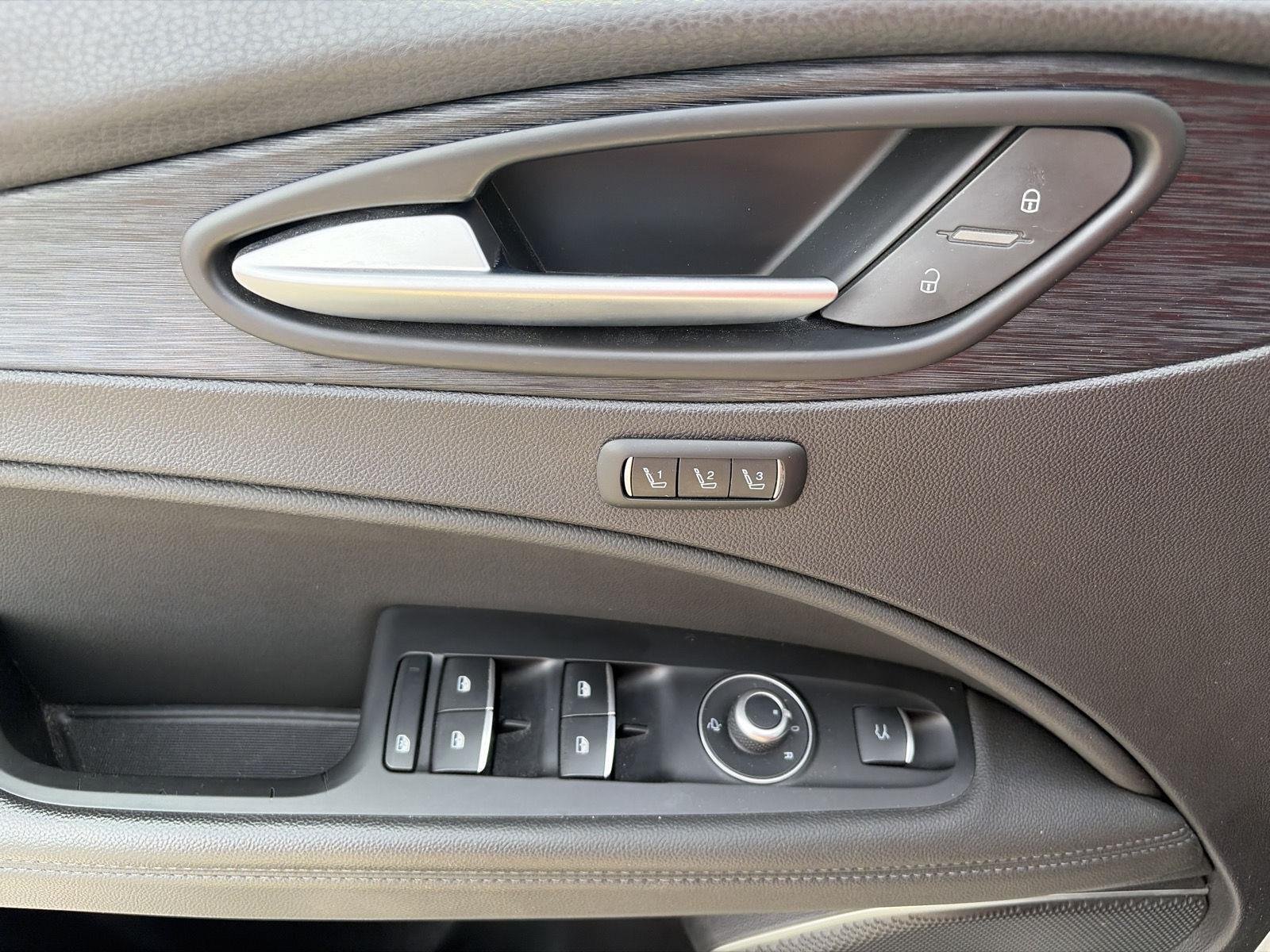 Used 2022 Moonlight Gray Metallic Alfa Romeo Sprint image 9