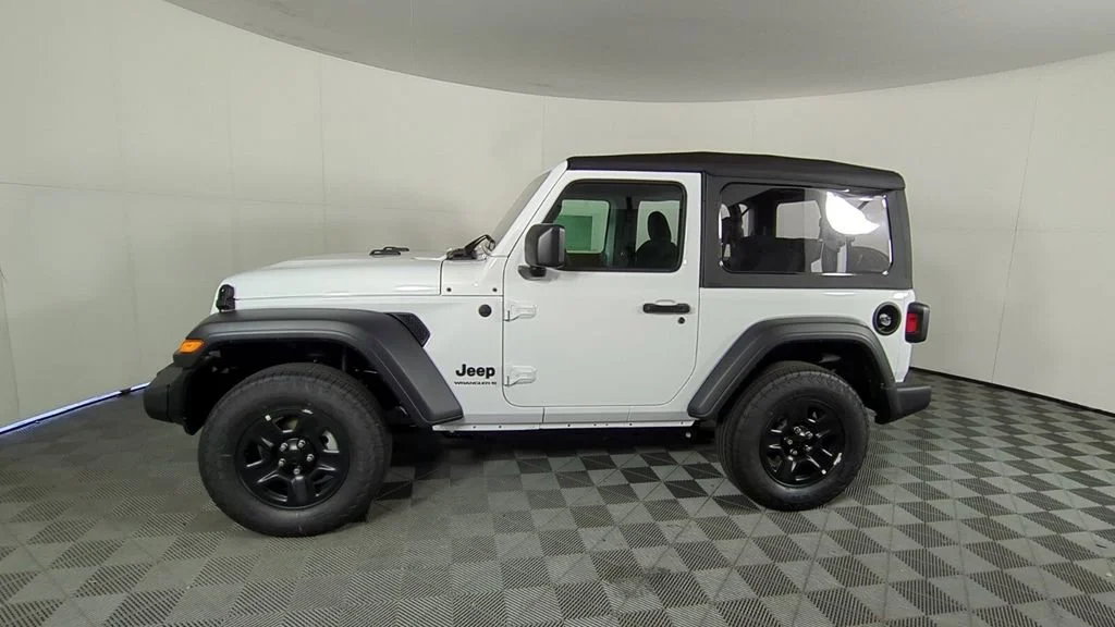 New 2026 Bright White Clear-Coat Exterior Paint Jeep Sport image 8
