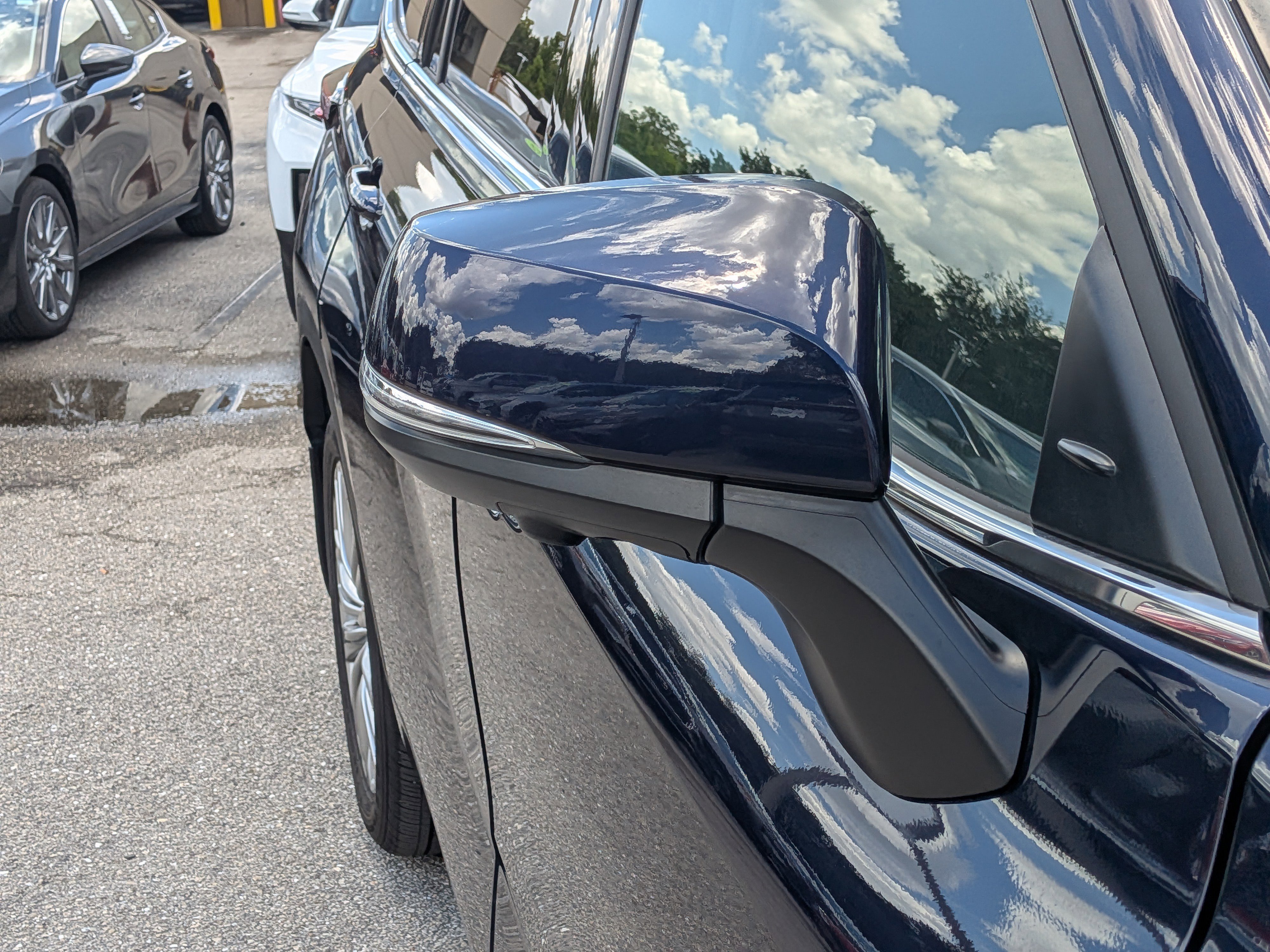 2024 Toyota Highlander Platinum - Photo 12