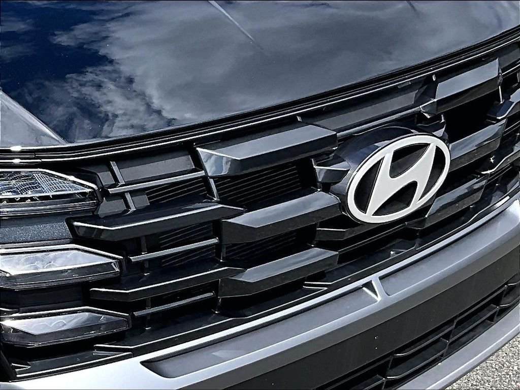 Used 2026 Phantom Black Hyundai SE image 32