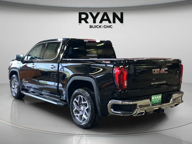 2026 GMC Sierra 1500 SLT - Photo 6