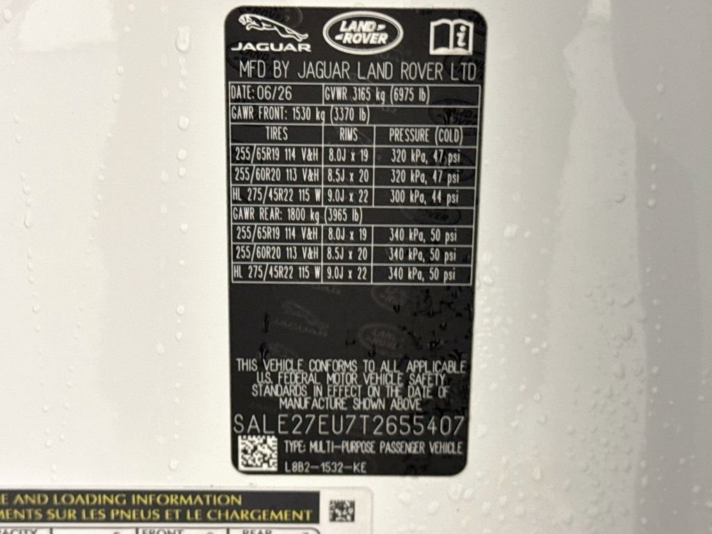 New 2026 Fuji White Land Rover X-Dynamic SE image 33