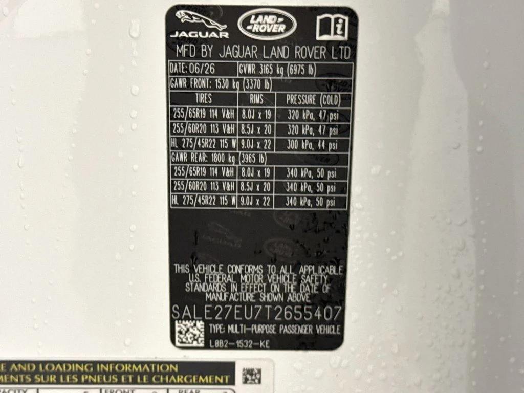 New 2026 Fuji White Land Rover X-Dynamic SE image 33
