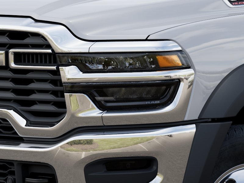 New 2026 Bright White Clearcoat RAM Tradesman image 36