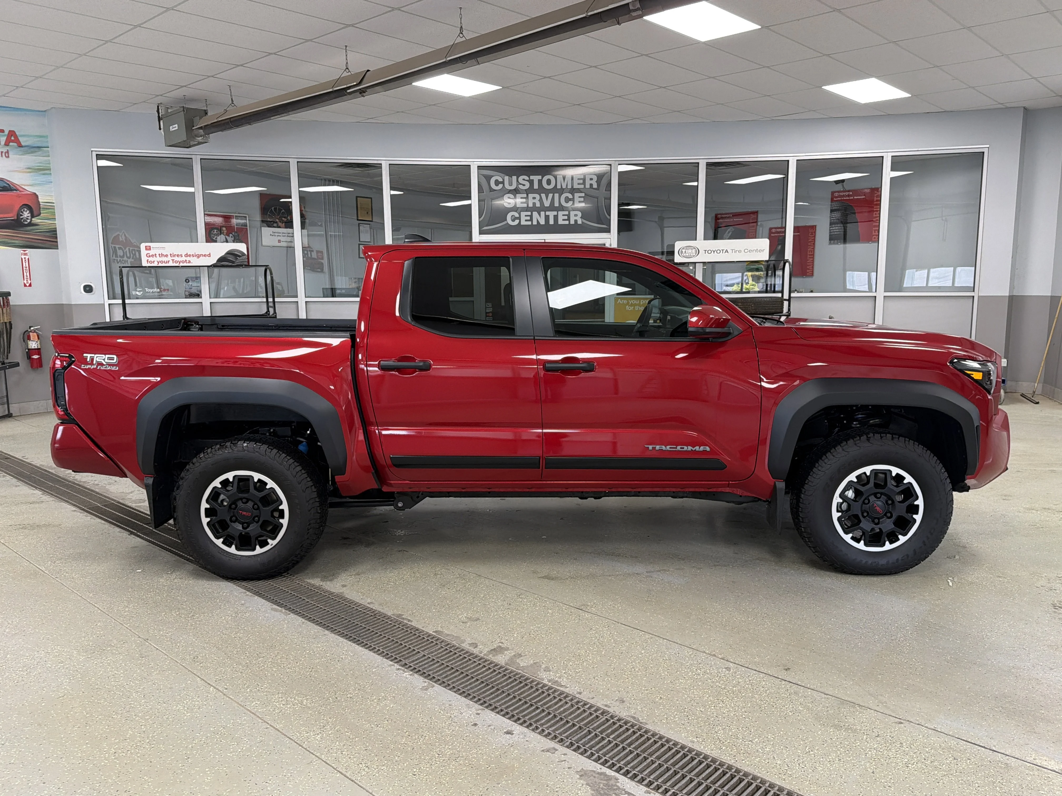 2026 Toyota Tacoma TRD Off Road - Photo 6