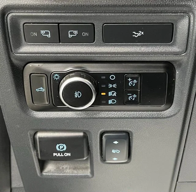 Used 2024 Black Ford Lariat image 32
